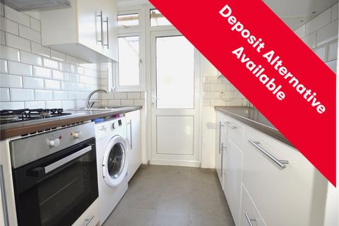 3 bedroom terraced house to rent, Waltham Drive, Edgware HA8