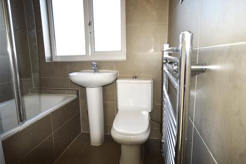 3 bedroom terraced house to rent, Waltham Drive, Edgware HA8