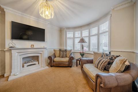 3 bedroom end of terrace house for sale, Langdale Avenue, Mitcham CR4