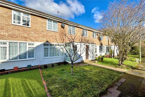 undefined, Leafield Close, Surrey GU21