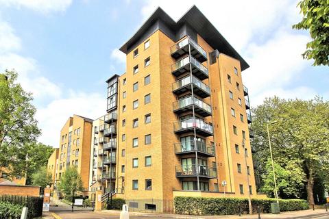 1 bedroom flat for sale, Victoria Way, Surrey GU21