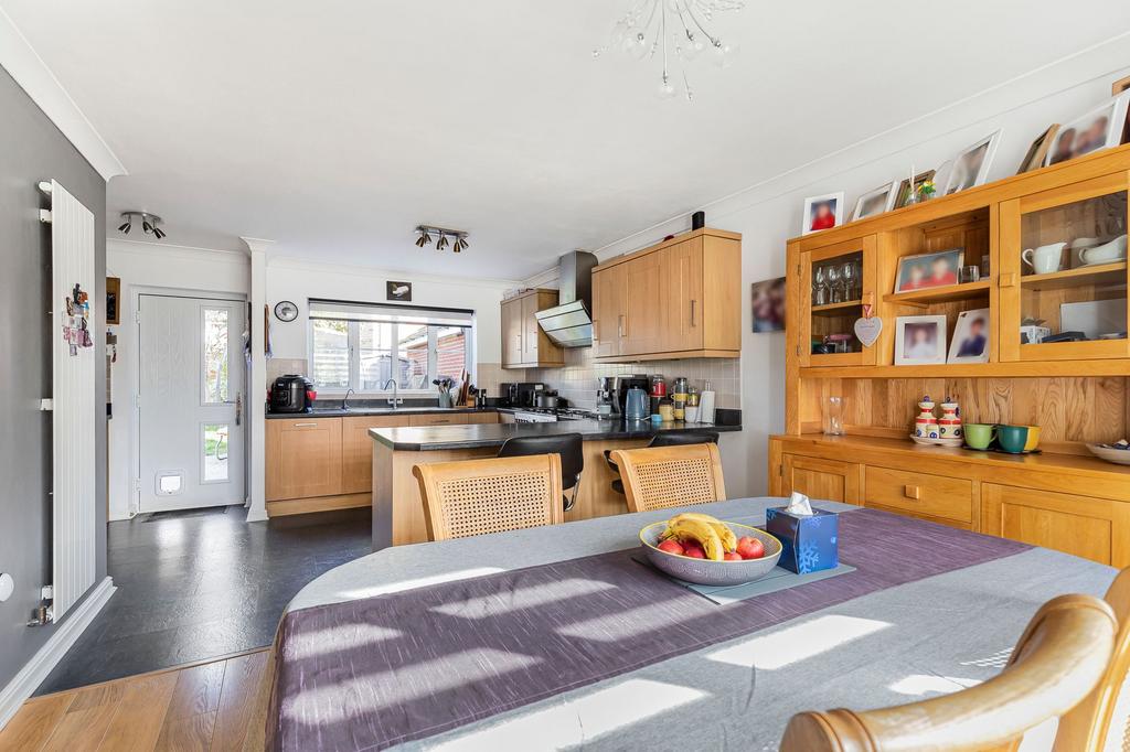 Kitchen/Dining Room