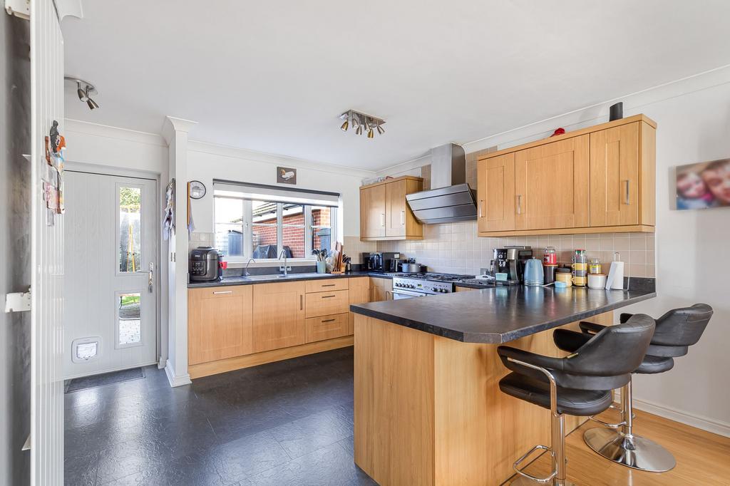 Kitchen/Dining Room