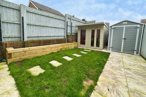 2 bedroom semi-detached house for sale, Ashford Way, Swadlincote DE11