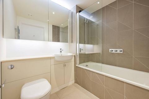 3 bedroom flat to rent, Patina Mansions, East Village, Stratford, London, E20