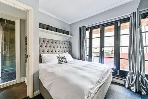 Chalk Farm Road, Chalk Farm, London, NW1