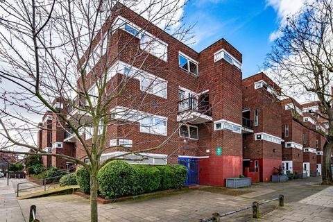 1 bedroom flat for sale, Castle Road, Camden Town, London, NW1