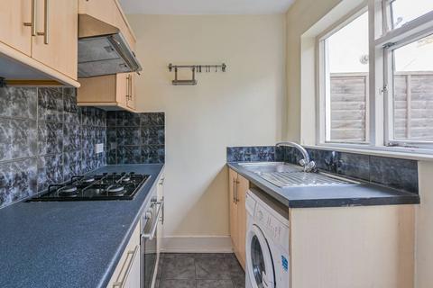 1 bedroom flat for sale, Dafforne Road, Tooting Bec, London, SW17