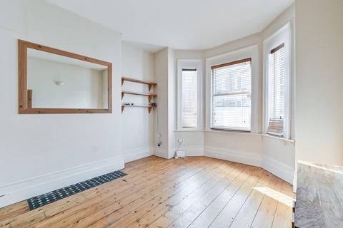 1 bedroom flat for sale, Dafforne Road, Tooting Bec, London, SW17