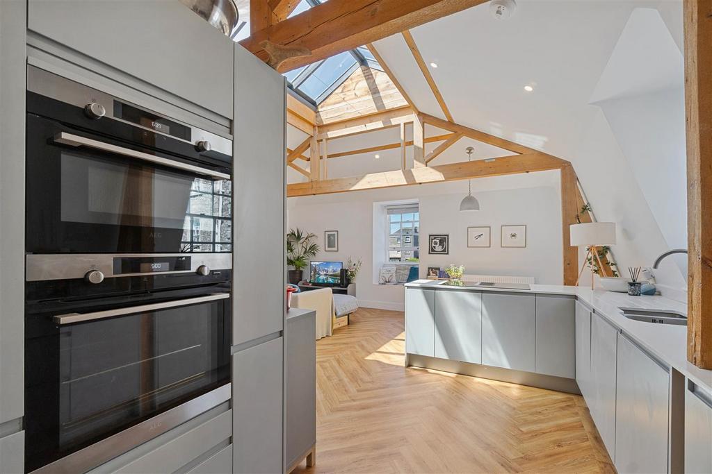 Open Plan Living 5