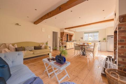 5 bedroom detached house for sale, Little London, Heathfield
