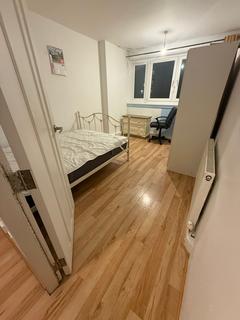 undefined, Fontley Way, London SW15