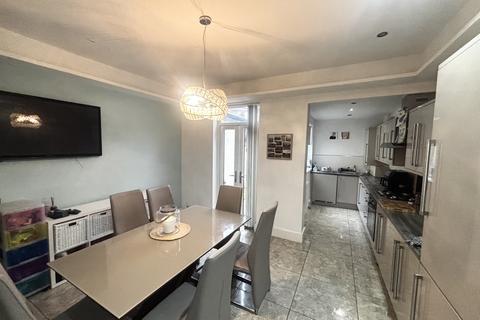 3 bedroom terraced house for sale, Miller Street, Greater Manchester OL10