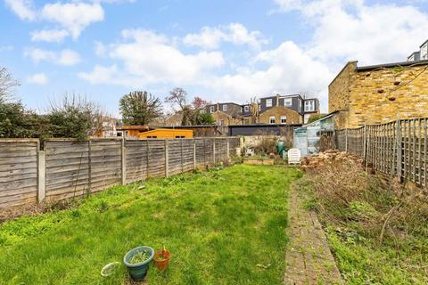 undefined, Broadway Avenue, Twickenham TW1