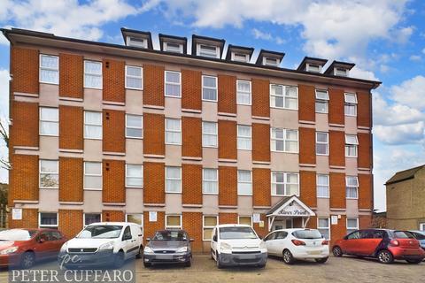 undefined, High Street, Waltham Cross EN8