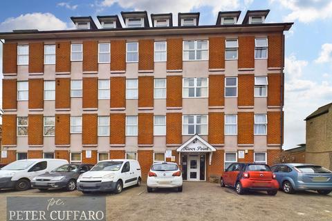 undefined, High Street, Waltham Cross EN8