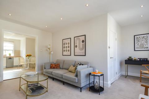 2 bedroom flat for sale, Victoria Rise, London