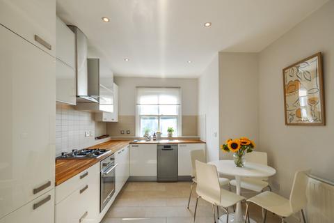 2 bedroom flat for sale, Victoria Rise, London