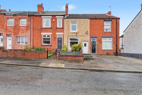 3 bedroom terraced house for sale, Ashton Road, Castleford, West Yorkshire, WF10