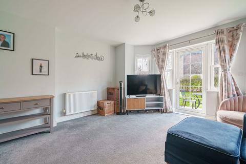 2 bedroom apartment for sale, Gryphon House, Epsom KT19