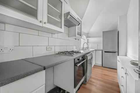 1 bedroom flat for sale, Greencroft Gardens, South Hampstead, London