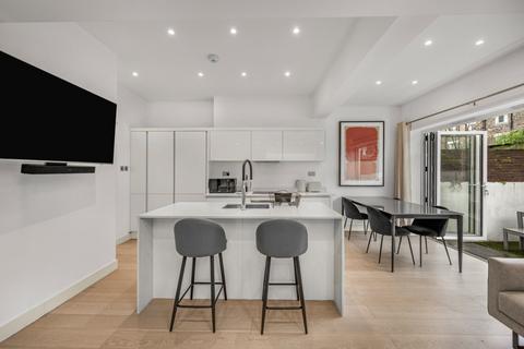 2 bedroom flat for sale, College Place, London