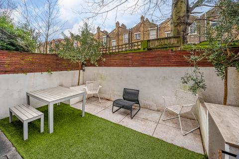 2 bedroom flat for sale, College Place, London