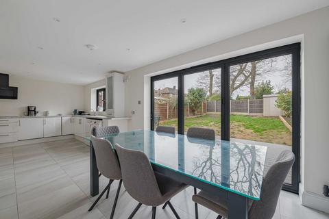 3 bedroom semi-detached house for sale, Summerhouse Drive, Bexley