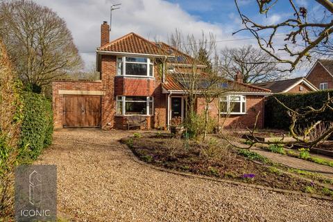 4 bedroom detached house for sale, Folgate Lane, Old Costessey, Norwich