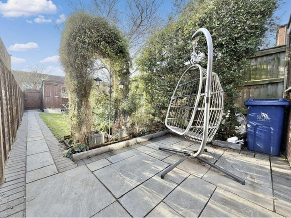Patio to rear garden