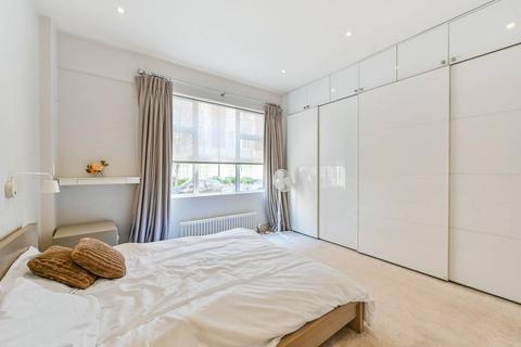 2 bedroom flat to rent, Hallam Court, Marylebone, London, W1W