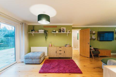 undefined, Strawberry Hill, Bloxham, OX15