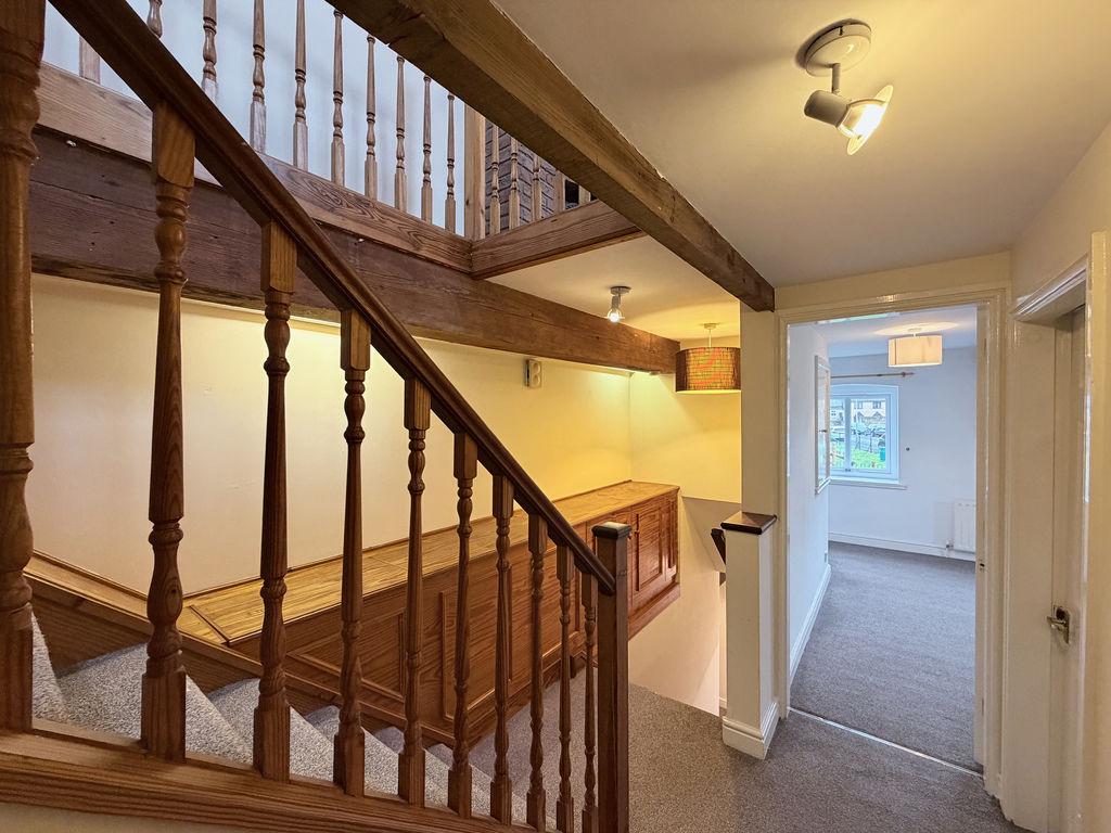 Staircase/2nd floor