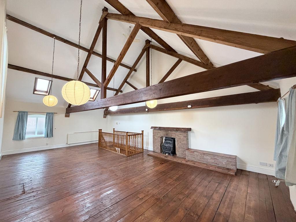 Vaulted lounge