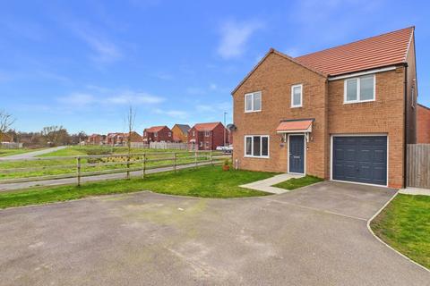 4 bedroom detached house for sale, 24 Johnson Drive, Horncastle