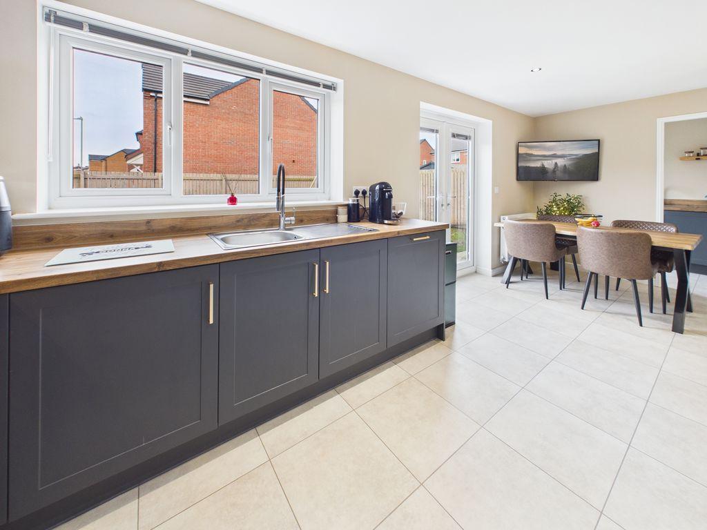 Kitchen, Dining
