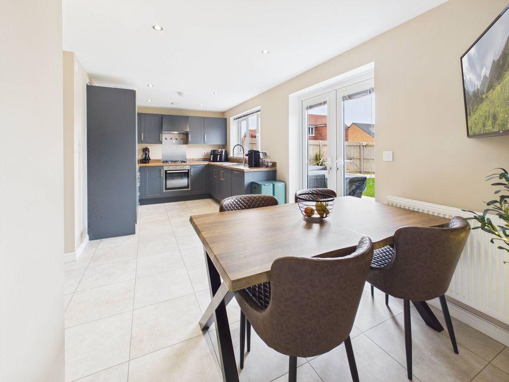 Kitchen, Dining