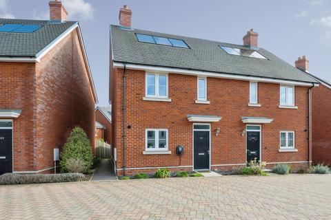 3 bedroom semi-detached house for sale, Highwood Avenue, Eastleigh, SO50
