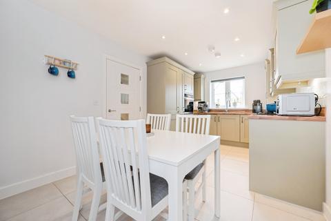 3 bedroom semi-detached house for sale, Highwood Avenue, Eastleigh, SO50