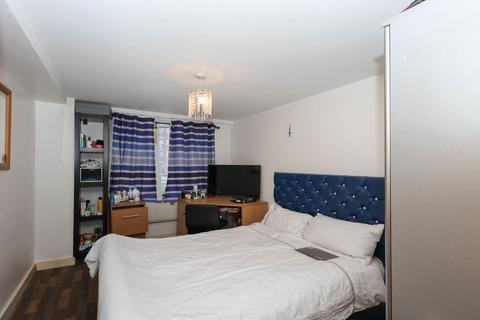 3 bedroom apartment for sale, Lakeside Rise, Manchester