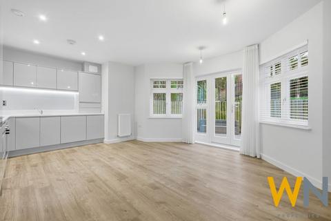 undefined, Kestrel Close, Shenfield, Brentwood CM15
