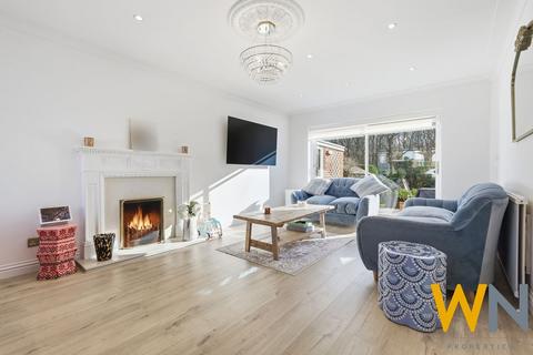 4 bedroom detached house for sale, Spurgate, Hutton, Brentwood CM13