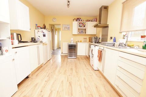 4 bedroom semi-detached house for sale, Nobes Avenue, Gosport PO13