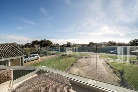 4 bedroom detached house for sale, Fort Road, Gosport PO12