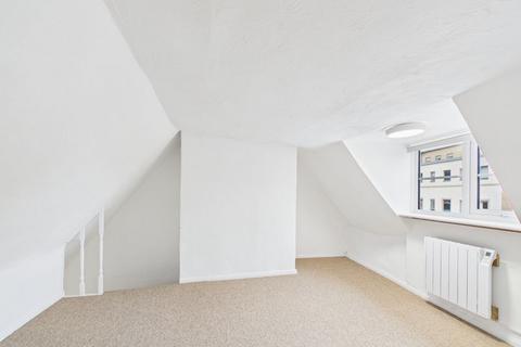 2 bedroom maisonette to rent, Ferrars Road, Huntingdon
