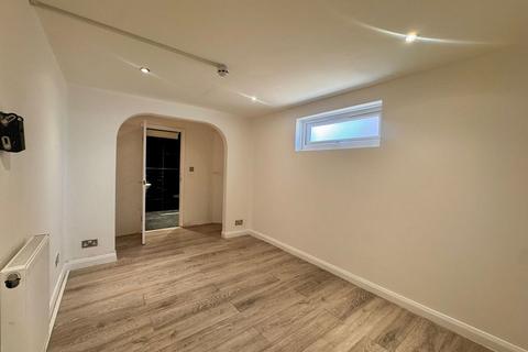 undefined, Bourne Avenue, Hayes