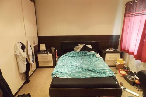 undefined, Room 1, Maygoods Green, Uxbridge, UB8