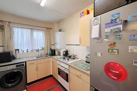 2 bedroom apartment for sale, Oldfield Lane North, Greenford