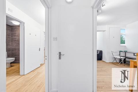 undefined, Seven Sisters Road, Manor House, London, N4