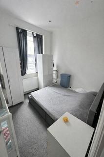 1 bedroom flat to rent, Seven Sisters Road, London